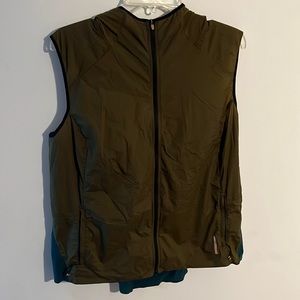 REI stowable hooded vest
